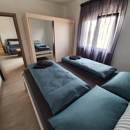 Bozic-tokic Apartment *